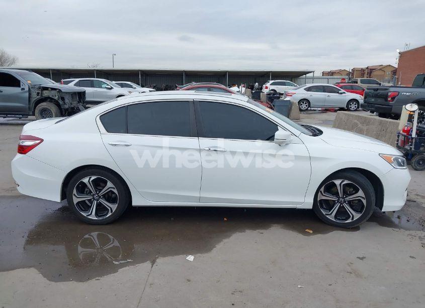 Photo 14 of 2017 Honda Accord EX-L (VIN 1HGCR2F8XHA003913)