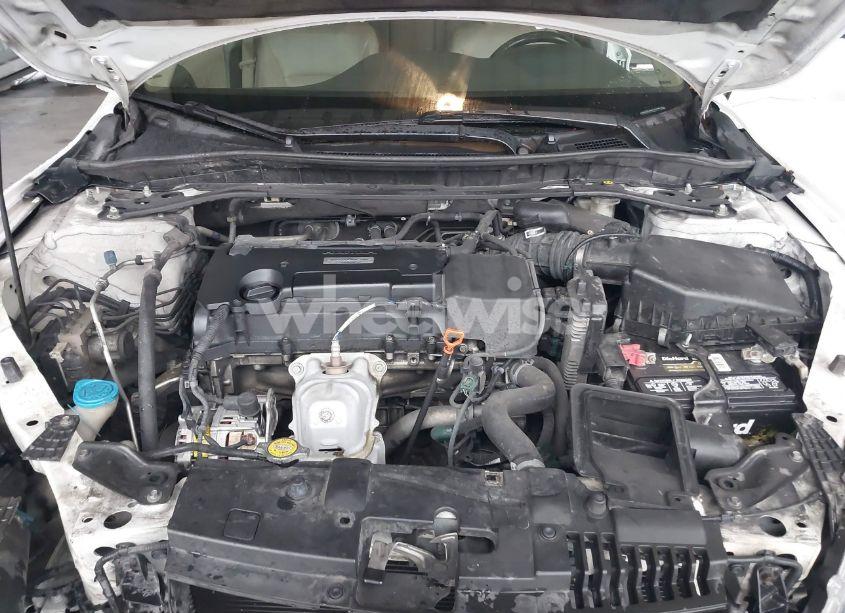 Photo 10 of 2017 Honda Accord EX-L (VIN 1HGCR2F8XHA026706)