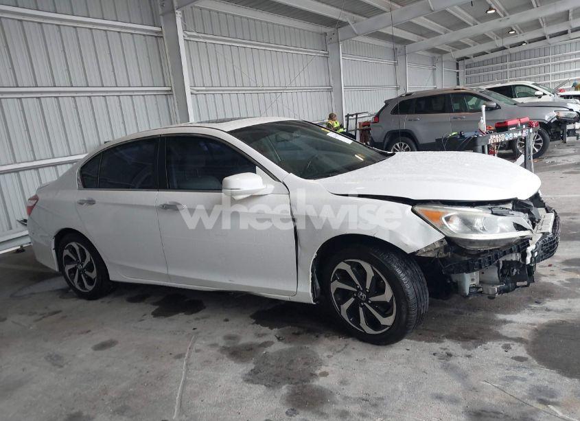 Photo 13 of 2017 Honda Accord EX-L (VIN 1HGCR2F8XHA026706)