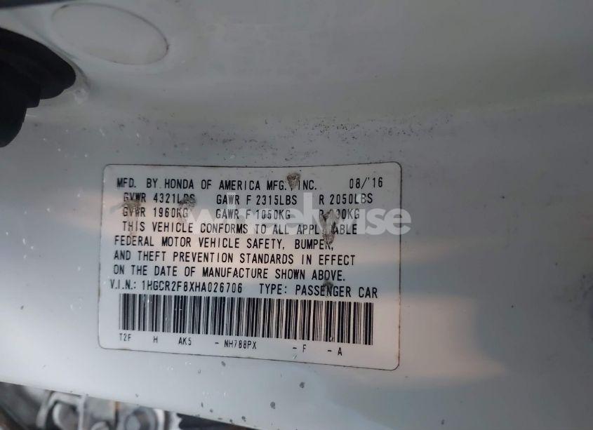 Photo 9 of 2017 Honda Accord EX-L (VIN 1HGCR2F8XHA026706)