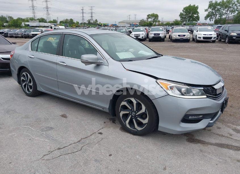 2017 Honda Accord EX-L (VIN 1HGCR2F8XHA055204) main photo