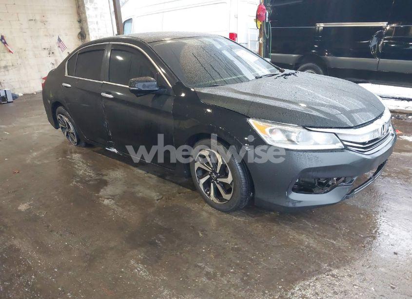 2017 Honda Accord EX-L (VIN 1HGCR2F8XHA154640) main photo