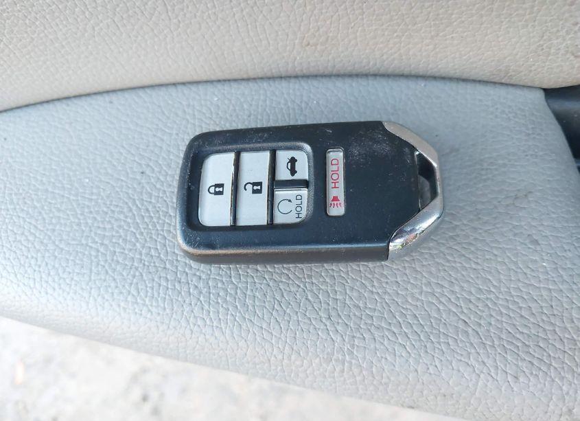 Photo 11 of 2017 Honda Accord EX-L (VIN 1HGCR2F8XHA209443)