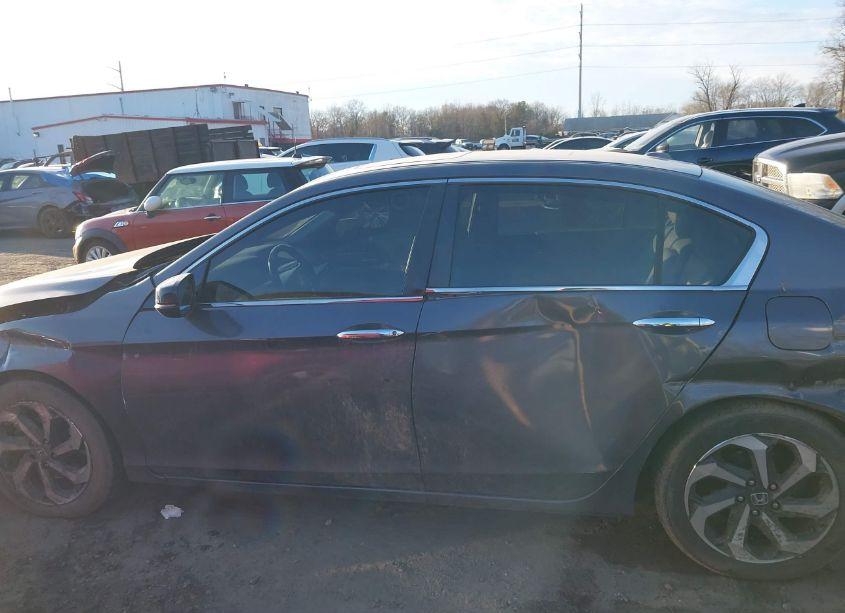 Photo 14 of 2017 Honda Accord EX-L (VIN 1HGCR2F8XHA209443)