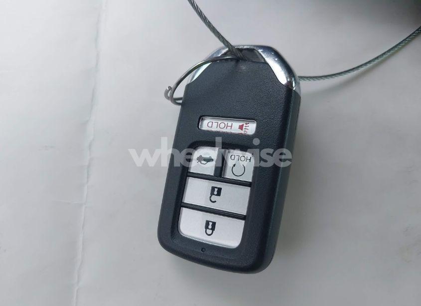 Photo 11 of 2016 Honda Accord EX-L (VIN 1HGCR2F91GA072352)