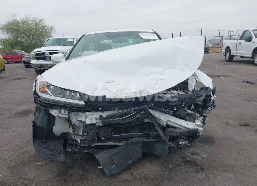 Photo 13 of 2016 Honda Accord EX-L (VIN 1HGCR2F91GA072352)