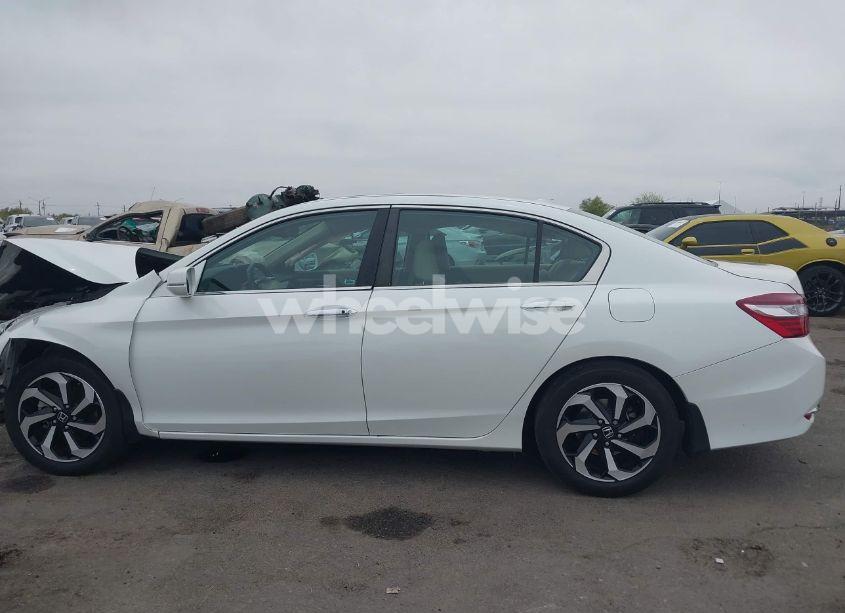 Photo 15 of 2016 Honda Accord EX-L (VIN 1HGCR2F91GA072352)
