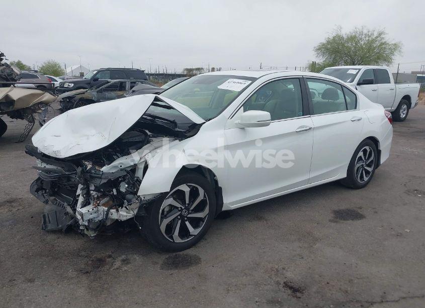 Photo 2 of 2016 Honda Accord EX-L (VIN 1HGCR2F91GA072352)