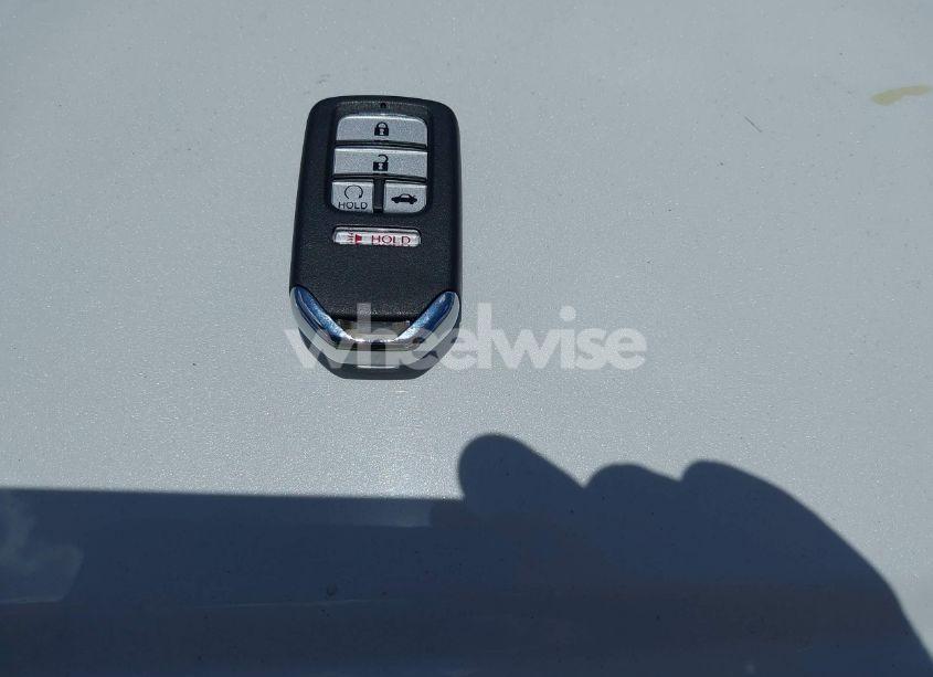 Photo 11 of 2017 Honda Accord EX-L (VIN 1HGCR2F91HA186000)