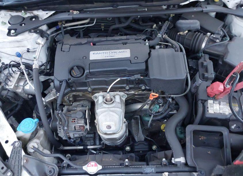 Photo 10 of 2016 Honda Accord EX-L (VIN 1HGCR2F92GA010037)