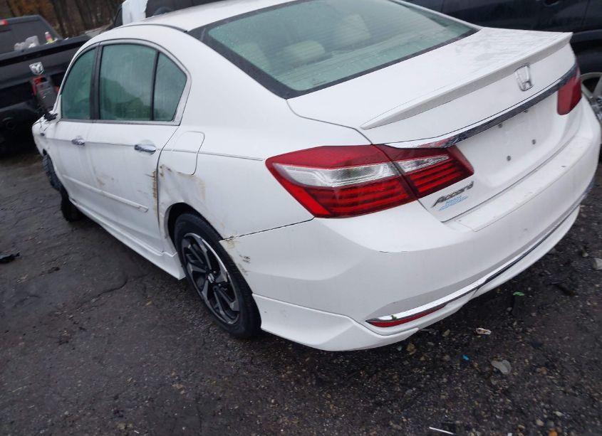 Photo 3 of 2016 Honda Accord EX-L (VIN 1HGCR2F92GA010037)