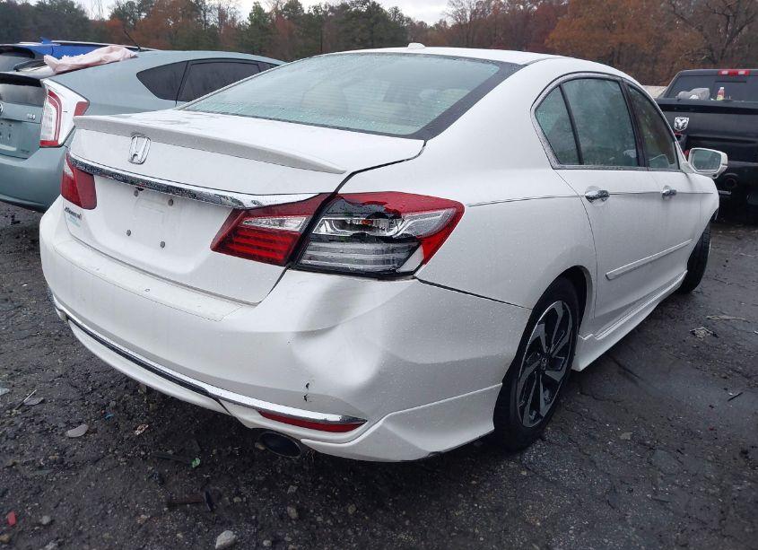 Photo 4 of 2016 Honda Accord EX-L (VIN 1HGCR2F92GA010037)