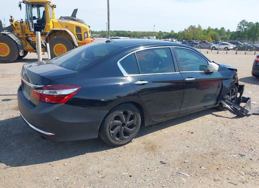 Photo 4 of 2017 Honda Accord EX-L (VIN 1HGCR2F92HA066206)