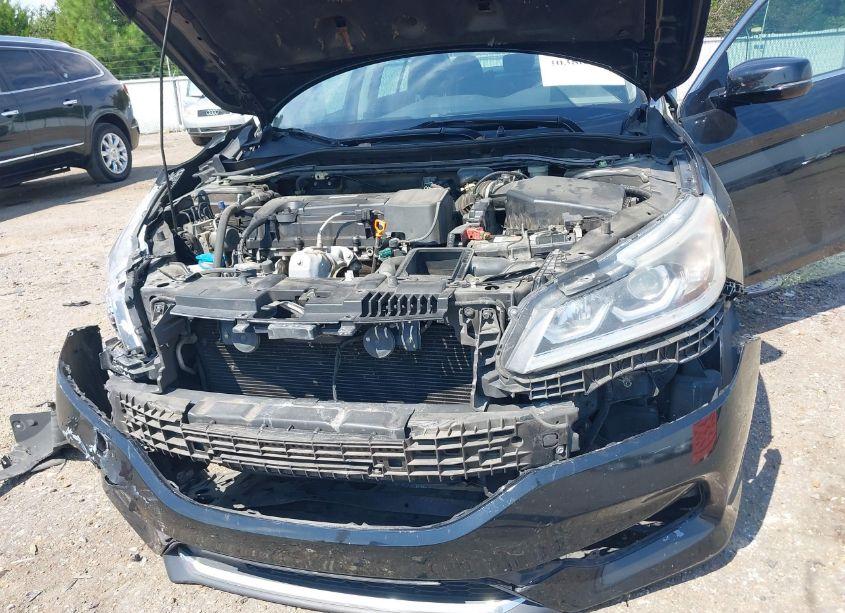 Photo 6 of 2017 Honda Accord EX-L (VIN 1HGCR2F92HA066206)