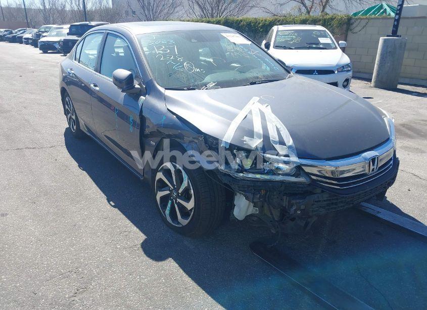 2016 Honda Accord EX-L (VIN 1HGCR2F93GA061725) main photo