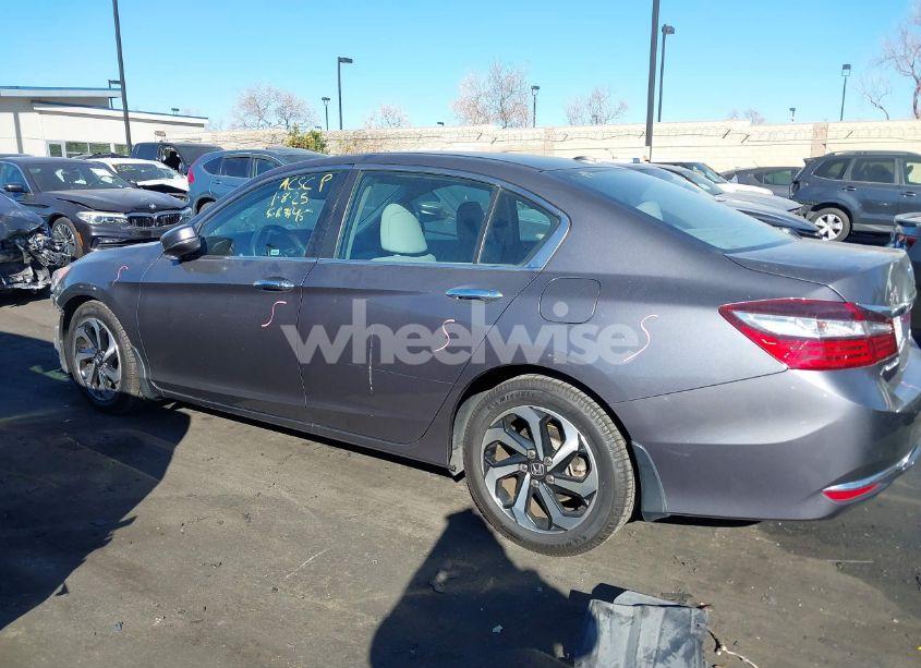 Photo 15 of 2016 Honda Accord EX-L (VIN 1HGCR2F93GA061725)