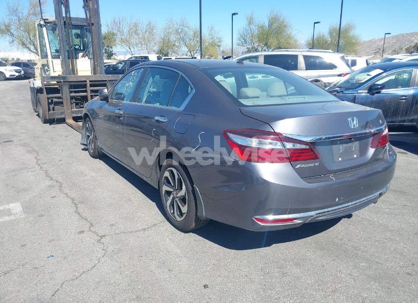 Photo 3 of 2016 Honda Accord EX-L (VIN 1HGCR2F93GA061725)