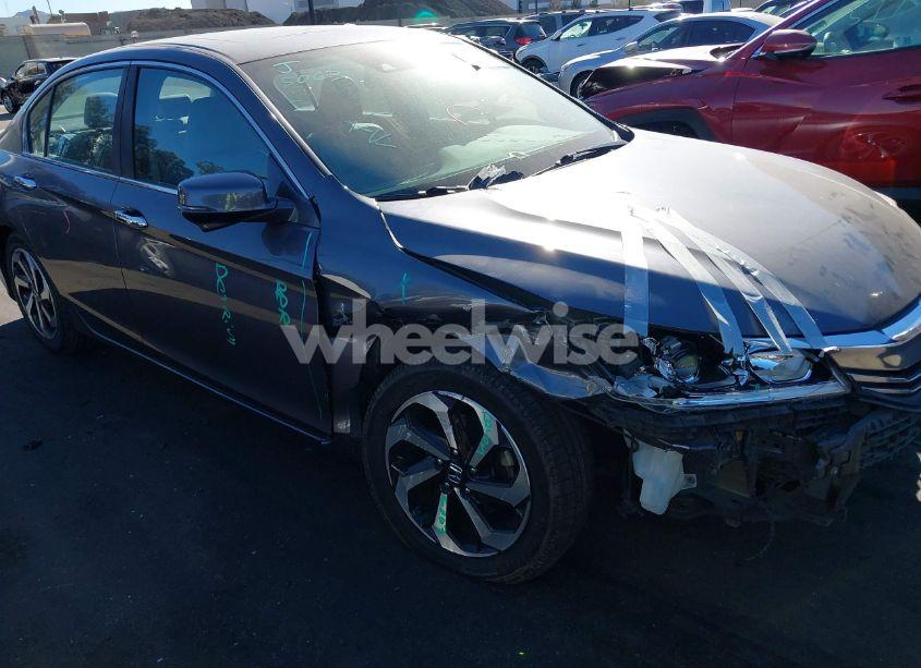 Photo 6 of 2016 Honda Accord EX-L (VIN 1HGCR2F93GA061725)