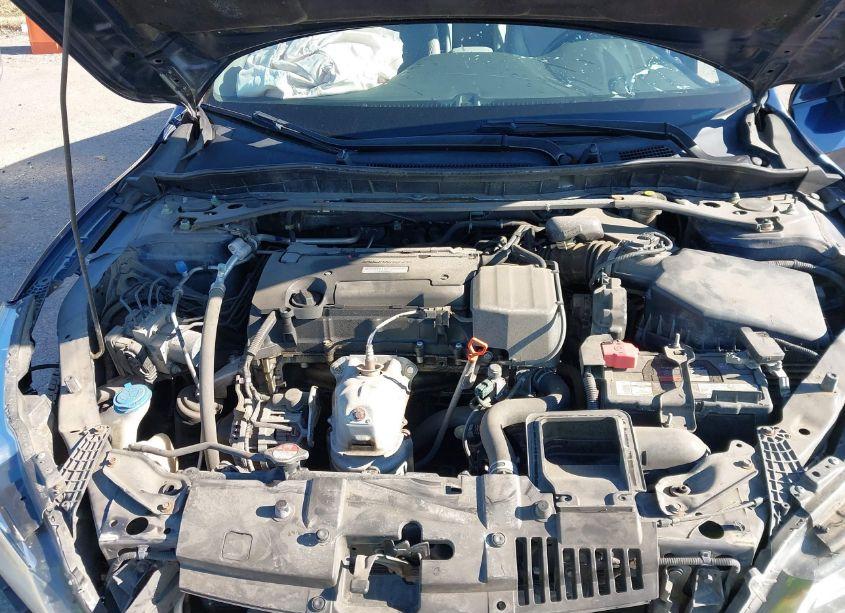 Photo 10 of 2016 Honda Accord EX-L (VIN 1HGCR2F95GA145464)