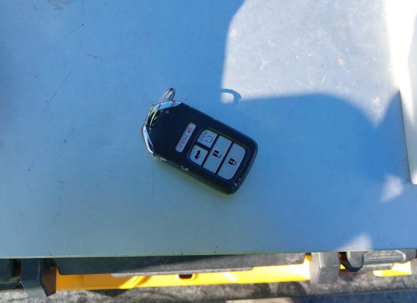 Photo 11 of 2016 Honda Accord EX-L (VIN 1HGCR2F95GA145464)