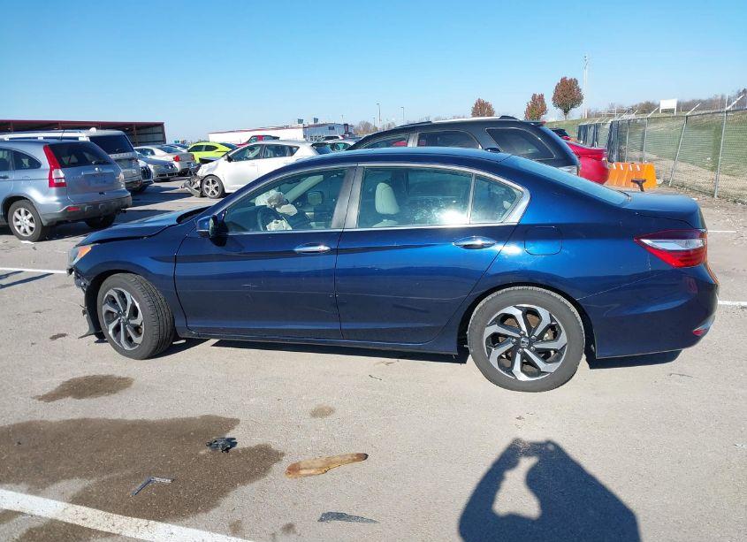 Photo 14 of 2016 Honda Accord EX-L (VIN 1HGCR2F95GA145464)