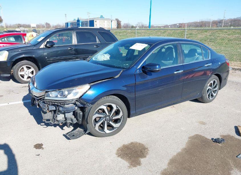 Photo 2 of 2016 Honda Accord EX-L (VIN 1HGCR2F95GA145464)