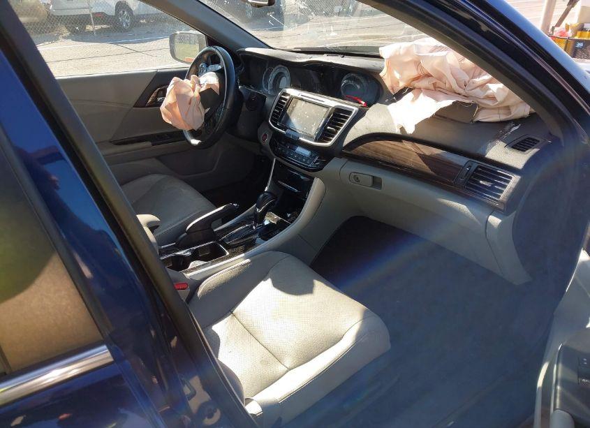 Photo 5 of 2016 Honda Accord EX-L (VIN 1HGCR2F95GA145464)