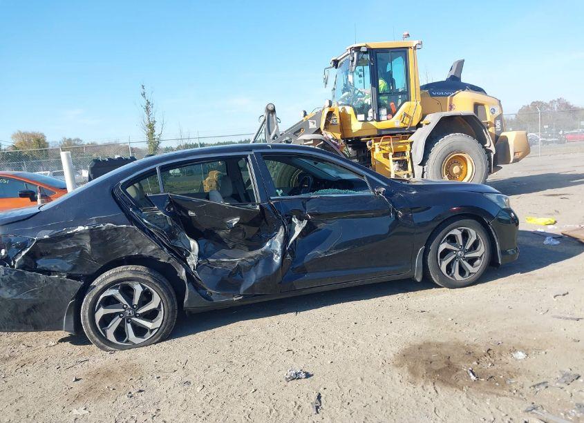 Photo 13 of 2016 Honda Accord EX-L (VIN 1HGCR2F96GA066918)