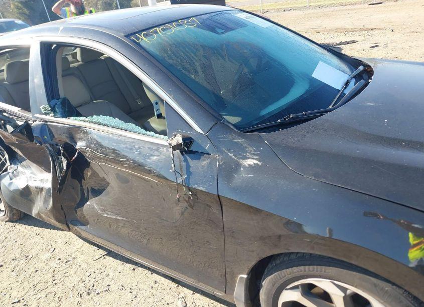 Photo 6 of 2016 Honda Accord EX-L (VIN 1HGCR2F96GA066918)