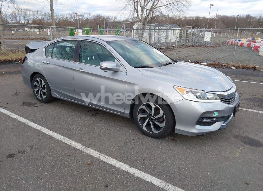 2017 Honda Accord EX-L (VIN 1HGCR2F96HA044175) main photo