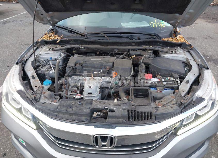 Photo 10 of 2017 Honda Accord EX-L (VIN 1HGCR2F96HA044175)