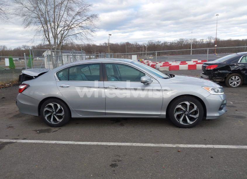 Photo 13 of 2017 Honda Accord EX-L (VIN 1HGCR2F96HA044175)