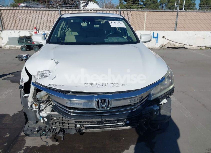 Photo 13 of 2016 Honda Accord EX-L (VIN 1HGCR2F97GA206863)
