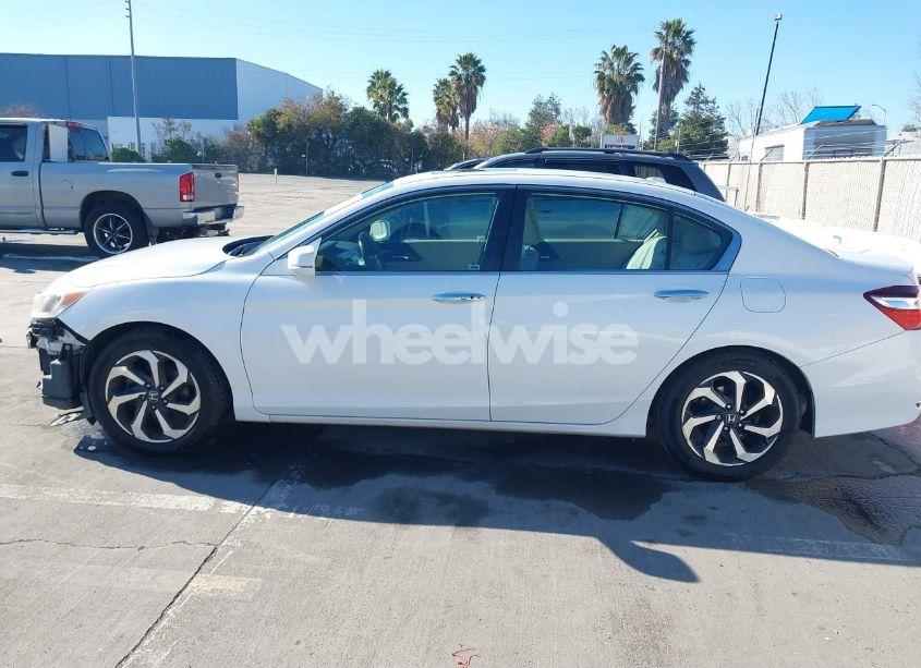 Photo 15 of 2016 Honda Accord EX-L (VIN 1HGCR2F97GA206863)
