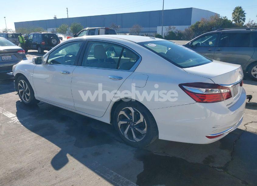Photo 3 of 2016 Honda Accord EX-L (VIN 1HGCR2F97GA206863)