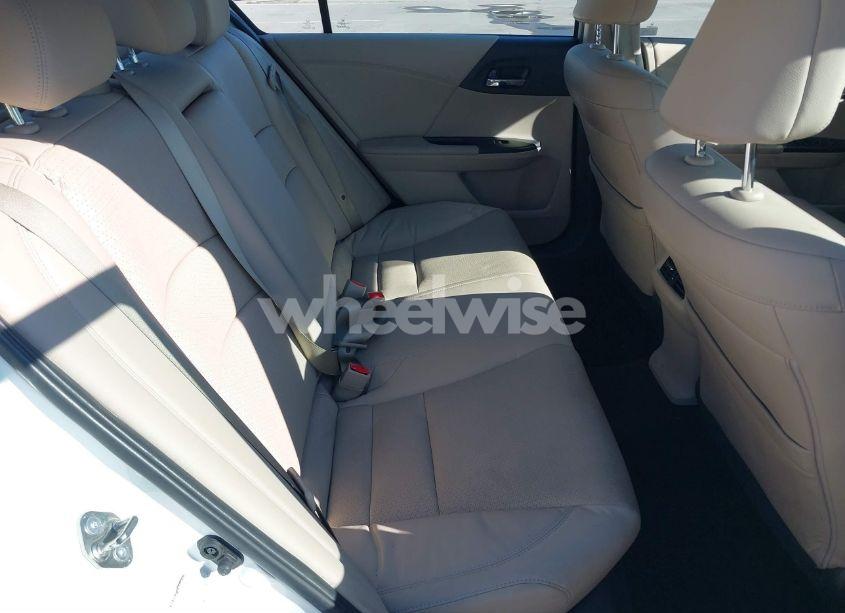 Photo 8 of 2016 Honda Accord EX-L (VIN 1HGCR2F97GA206863)