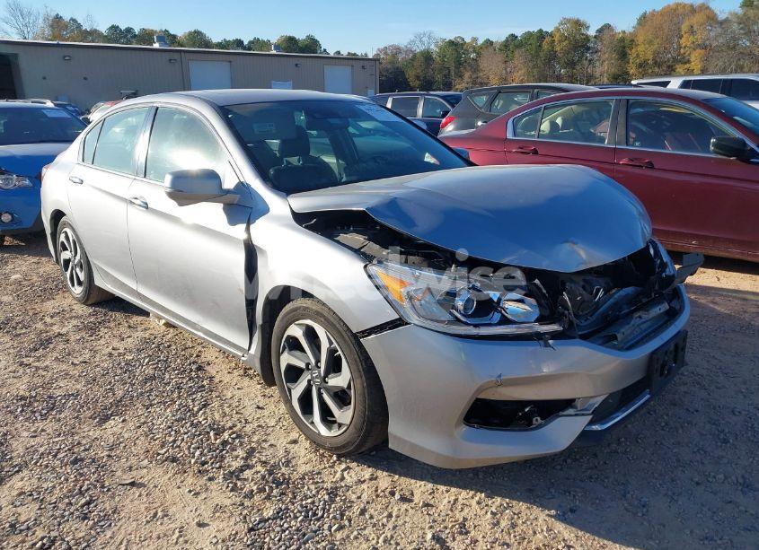 2017 Honda Accord EX-L (VIN 1HGCR2F97HA097287) main photo