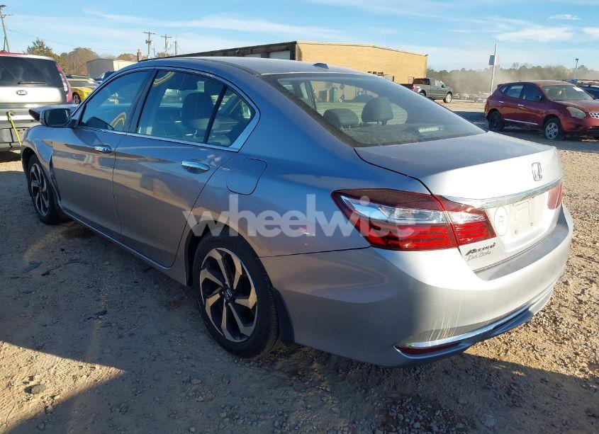 Photo 3 of 2017 Honda Accord EX-L (VIN 1HGCR2F97HA097287)