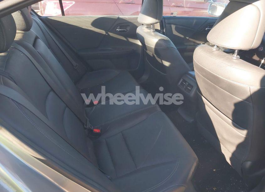 Photo 8 of 2017 Honda Accord EX-L (VIN 1HGCR2F97HA097287)