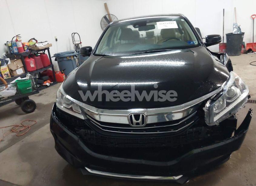 Photo 13 of 2017 Honda Accord EX-L (VIN 1HGCR2F97HA097628)