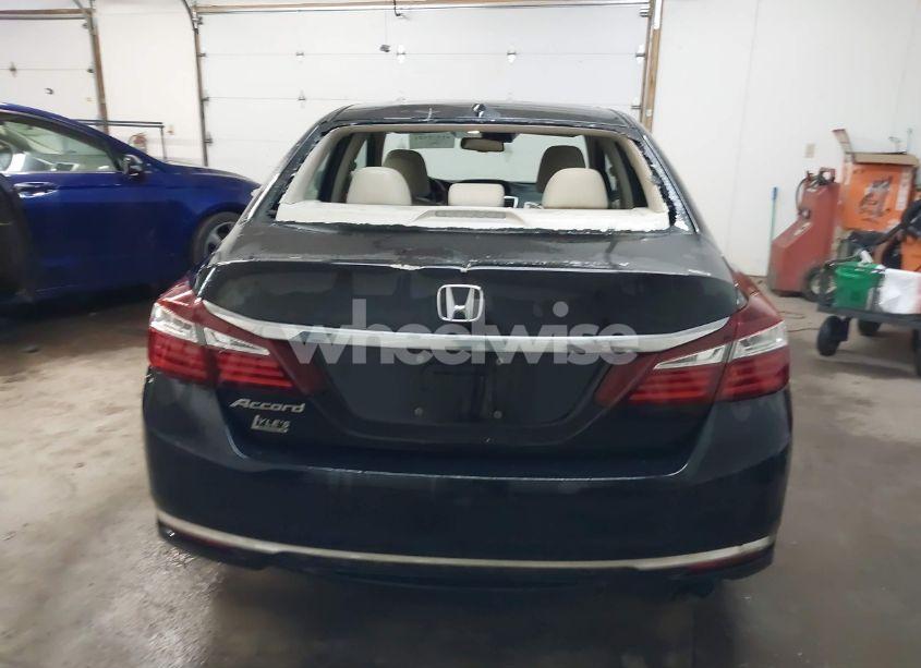 Photo 17 of 2017 Honda Accord EX-L (VIN 1HGCR2F97HA097628)