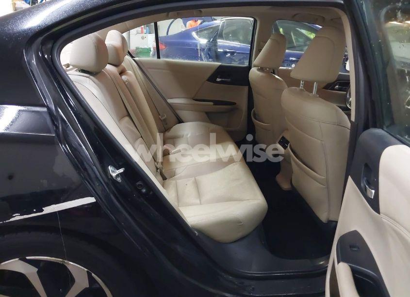 Photo 8 of 2017 Honda Accord EX-L (VIN 1HGCR2F97HA097628)