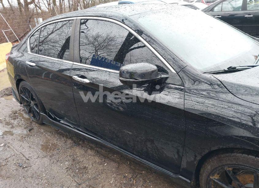 Photo 13 of 2017 Honda Accord EX-L (VIN 1HGCR2F97HA202460)