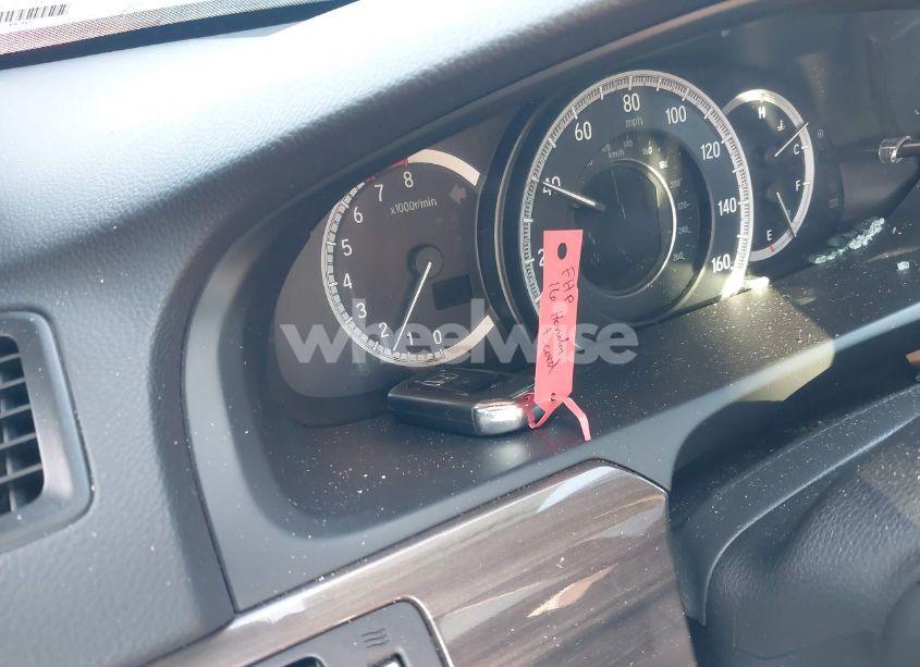 Photo 11 of 2016 Honda Accord EX-L (VIN 1HGCR2F98GA017185)