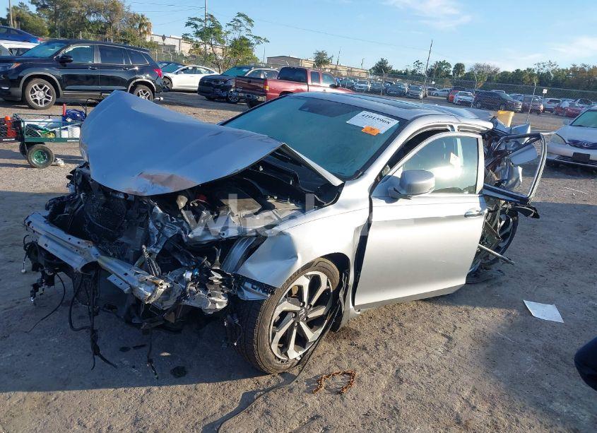 Photo 2 of 2016 Honda Accord EX-L (VIN 1HGCR2F98GA017185)