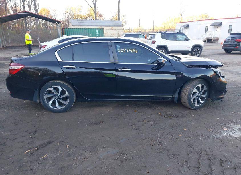 Photo 13 of 2016 Honda Accord EX-L (VIN 1HGCR2F98GA029305)