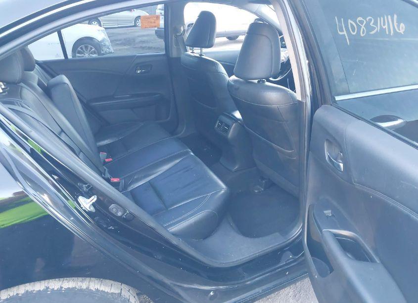 Photo 8 of 2016 Honda Accord EX-L (VIN 1HGCR2F98GA029305)