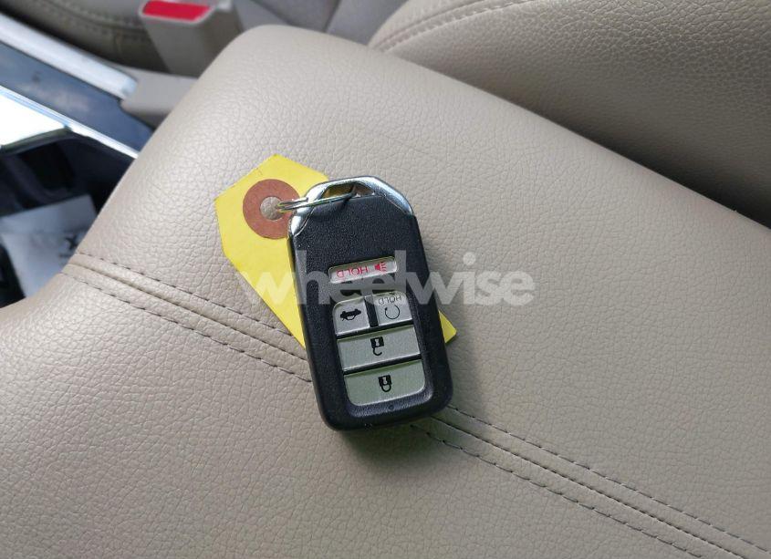 Photo 11 of 2016 Honda Accord EX-L (VIN 1HGCR2F98GA244974)