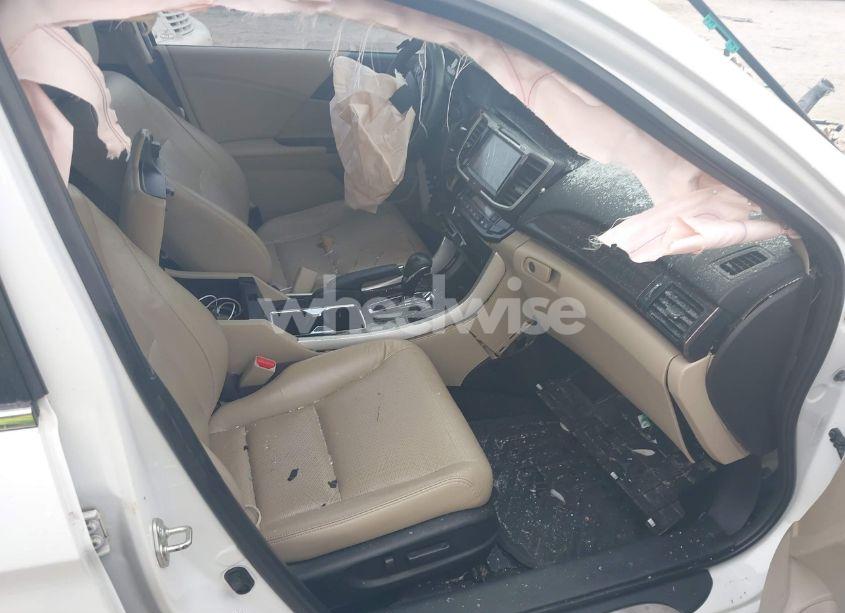 Photo 5 of 2016 Honda Accord EX-L (VIN 1HGCR2F99GA020497)