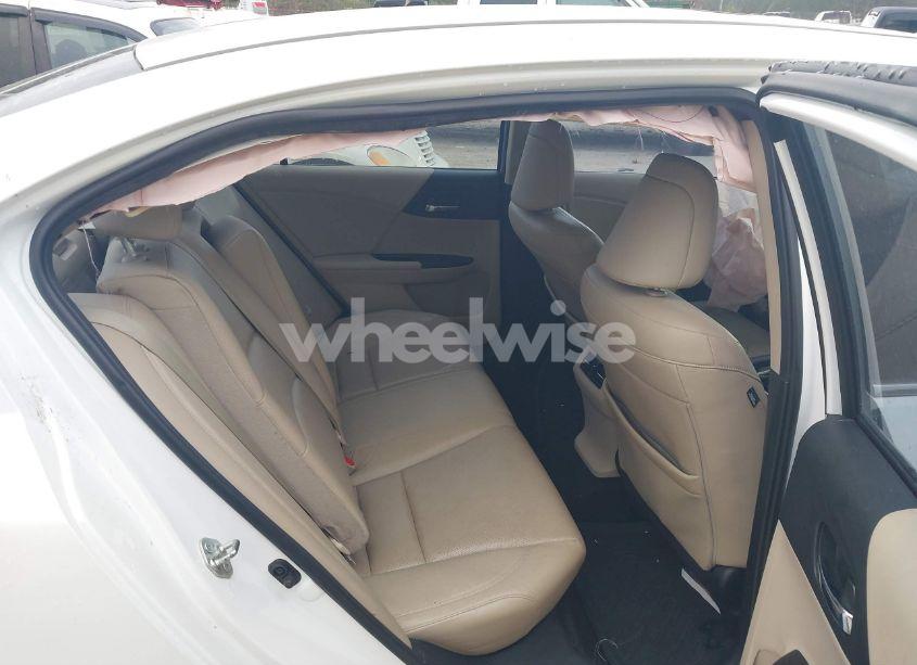 Photo 8 of 2016 Honda Accord EX-L (VIN 1HGCR2F99GA020497)